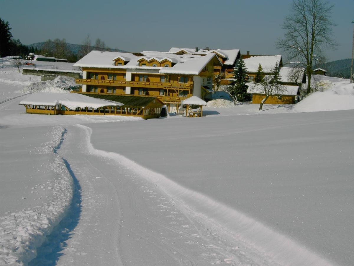 Pension Weghof Mit Gasthaus Böbrach Extérieur photo